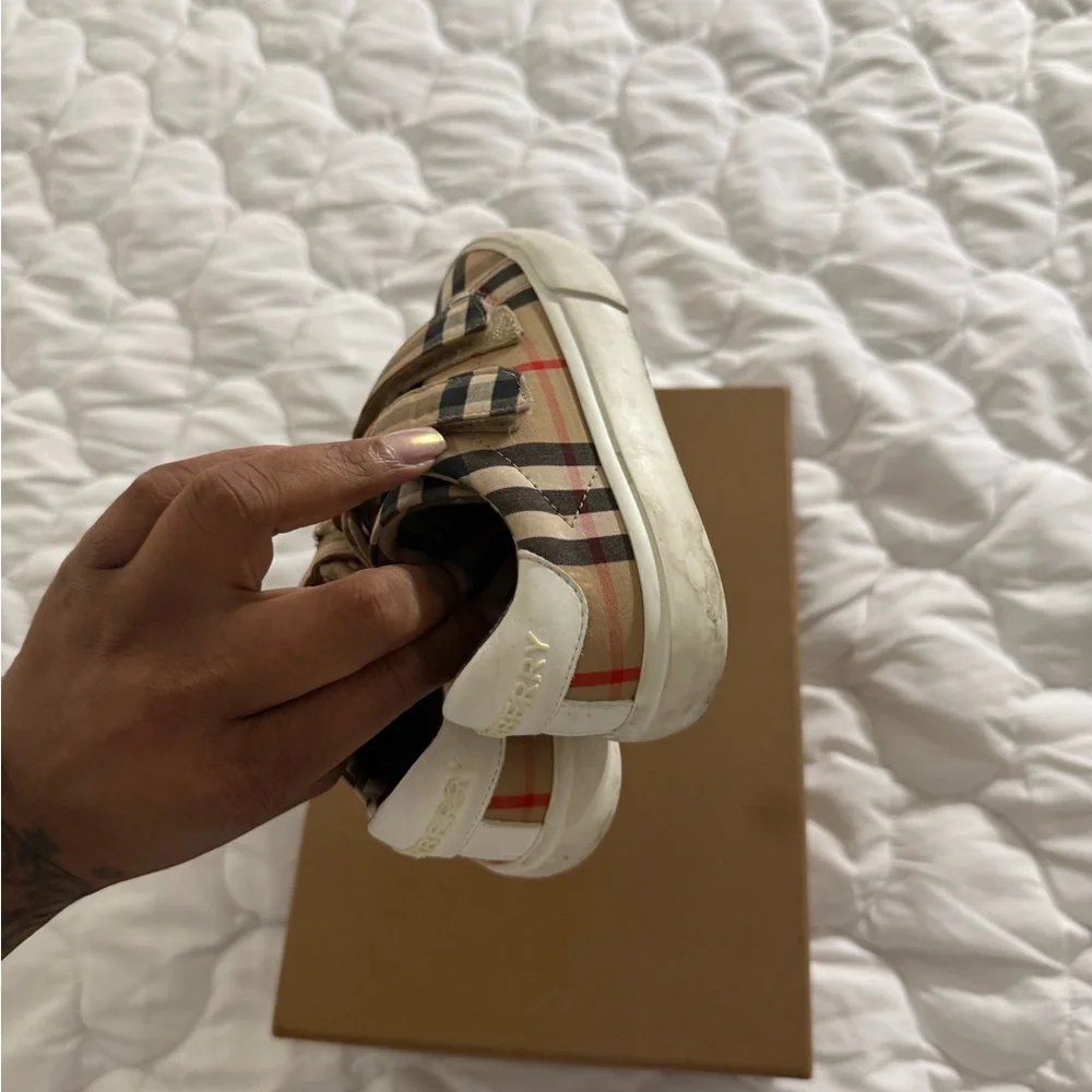 Burberry Kids Plaid Velcro Sneakers - Beige/Black/Red
